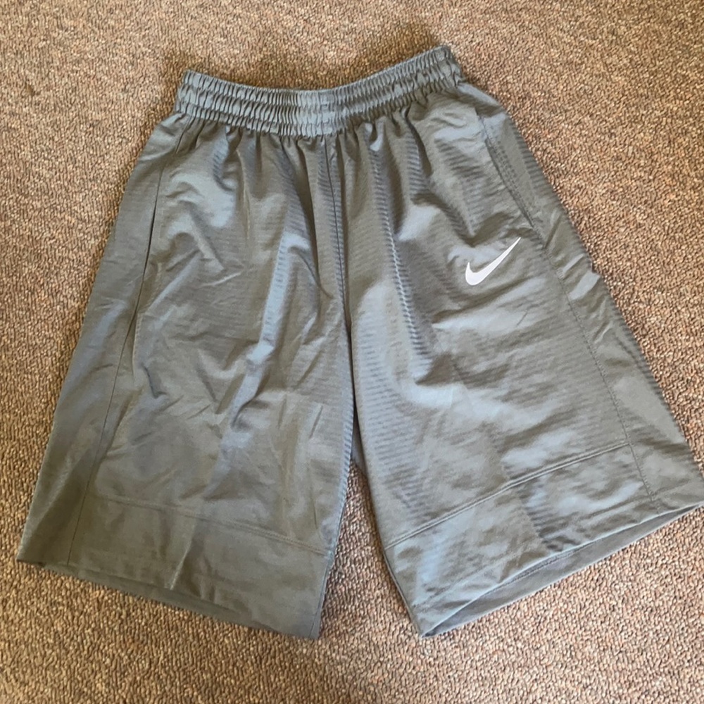 Men’s Nike Loose Fit Shorts